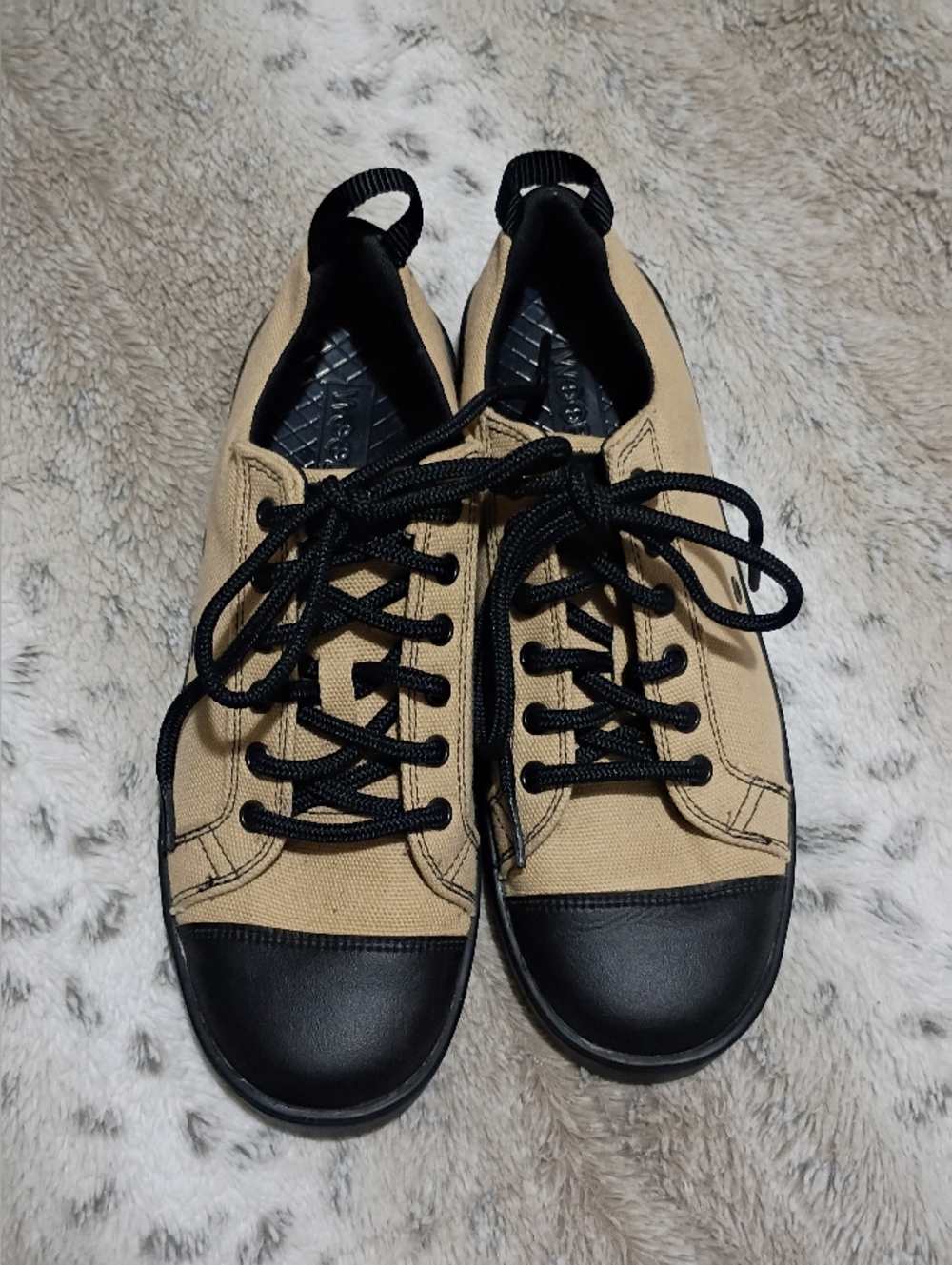 Woobies Low‑Top Canvas Sneakers